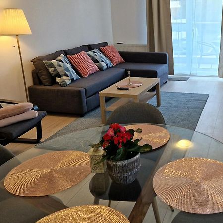 Teo Airport Residences Отопень Екстер'єр фото