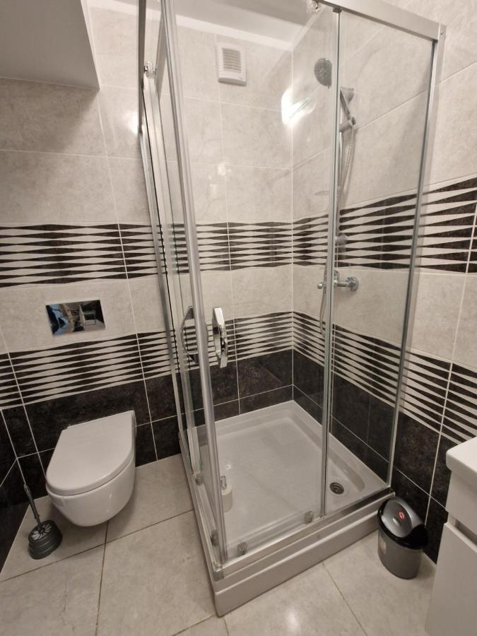 Teo Airport Residences Отопень Екстер'єр фото