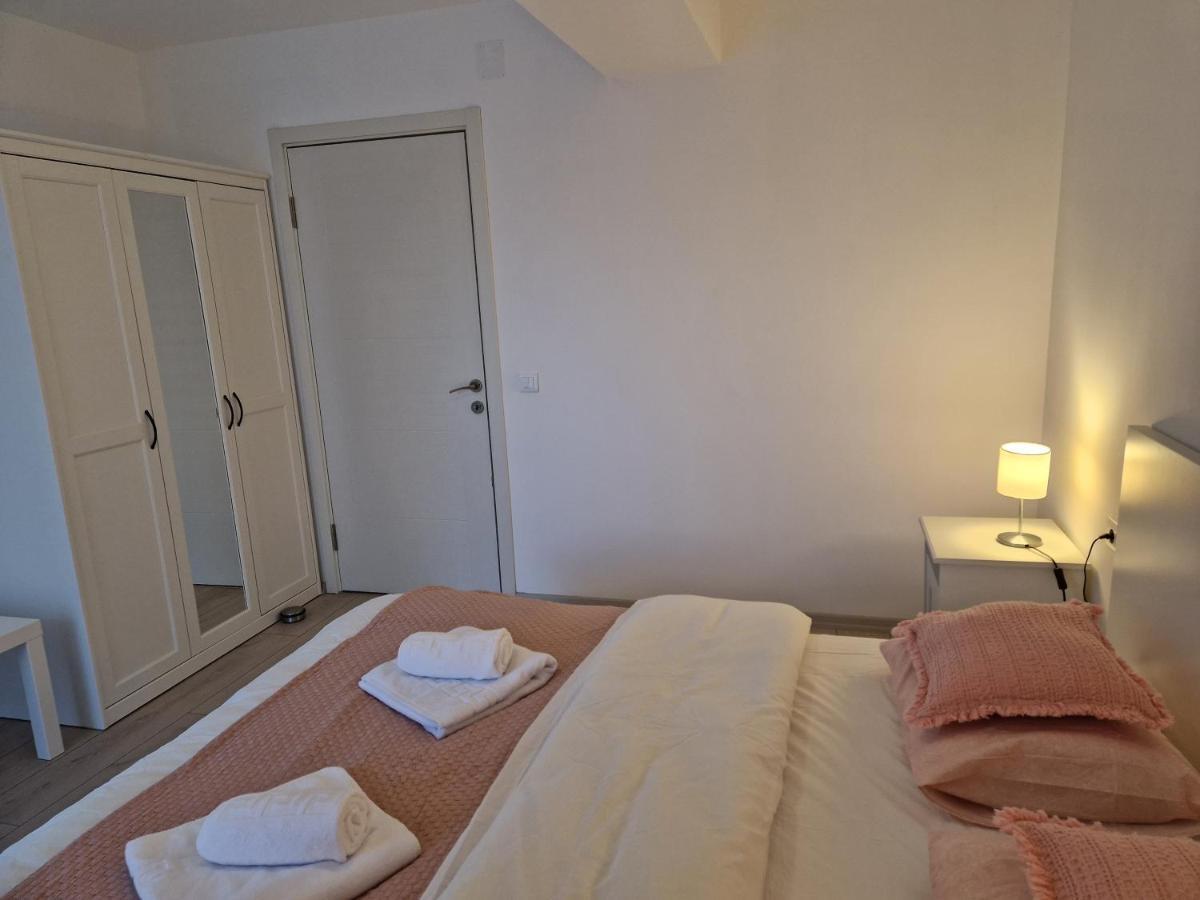 Teo Airport Residences Отопень Екстер'єр фото