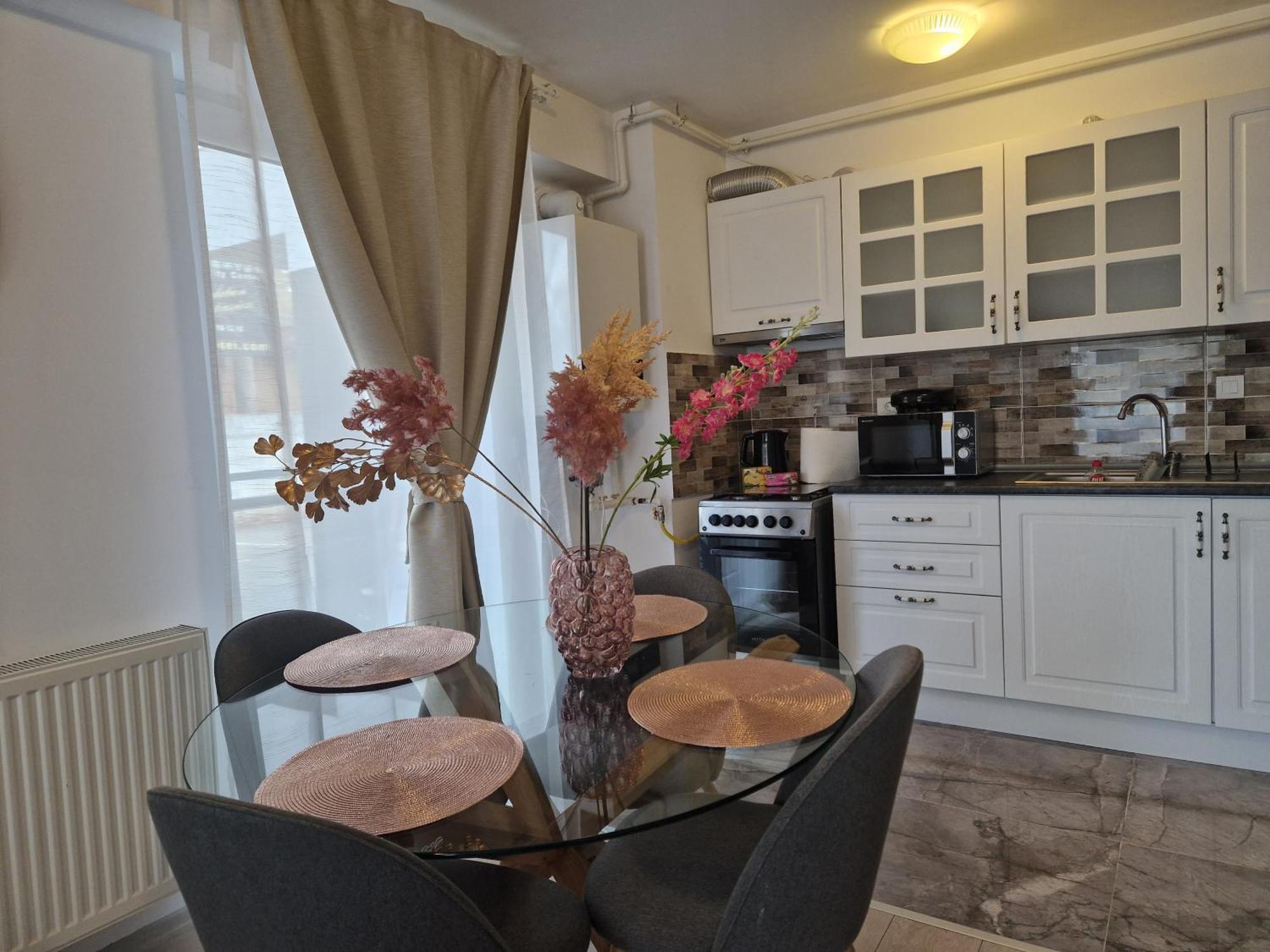 Teo Airport Residences Отопень Екстер'єр фото